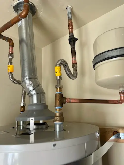 Water heater installation and plumbing repair in Arlington Ridge